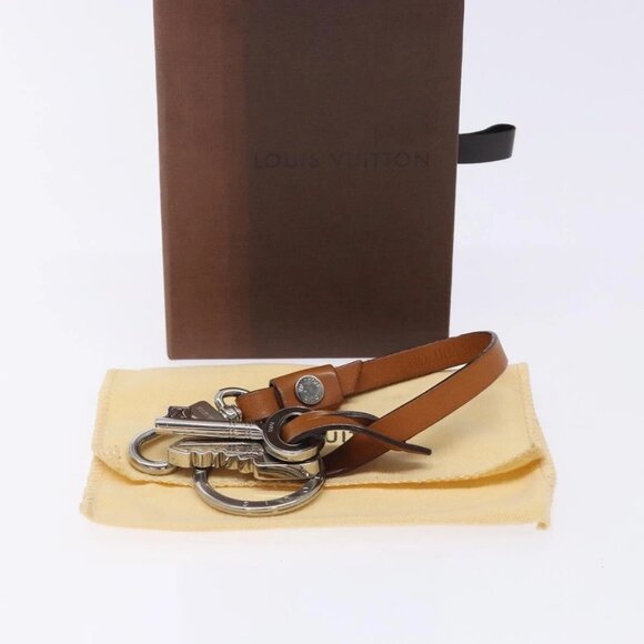 LOUIS VUITTON Travel Key Charm metal Silver M67365 LV Auth 132497 - Picture 16 of 16